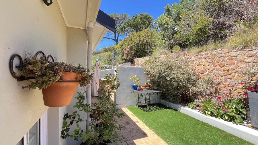 4 Bedroom Property for Sale in Simons Kloof Western Cape